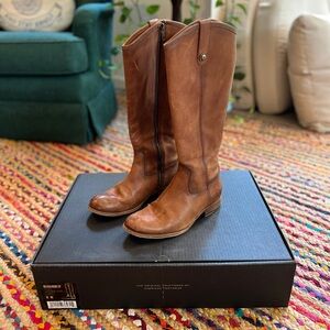 FRYE MELISSA inside zip boot in Cognac